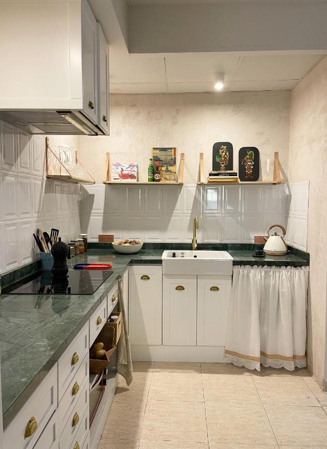 Serva La Bari Studio Sevilla Kültér fotó