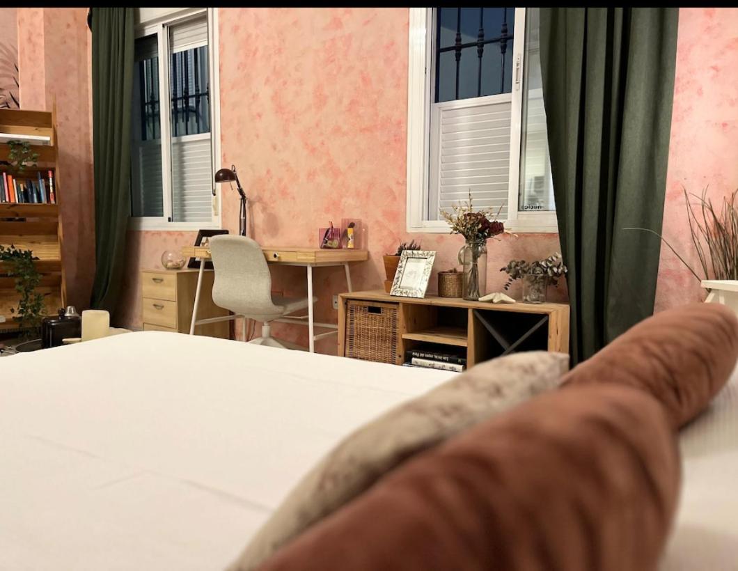 Serva La Bari Studio Sevilla Kültér fotó