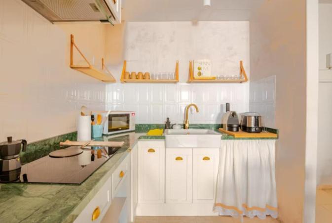 Serva La Bari Studio Sevilla Kültér fotó
